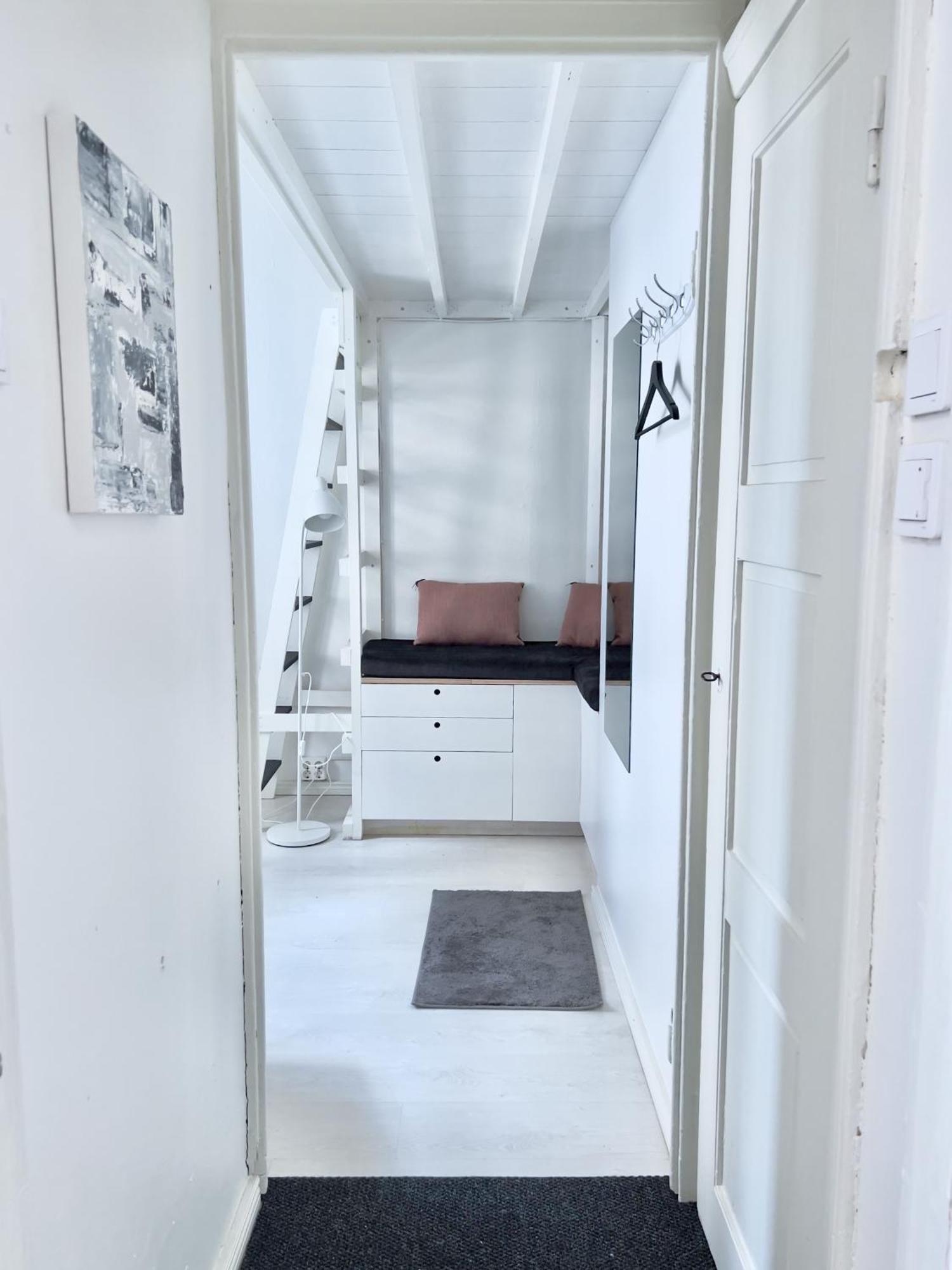 Dainty Central Apartment Helsingfors Eksteriør bilde